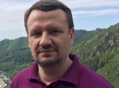 Данилов Игорь Николаевич. Выставочный «петрушка» губернатора Куйвашева или «бумер» без бензина?