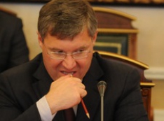 «Образцовый» губернатор Якушев снова угодил в коррупционный скандал. Теперь все серьезнее – Чайке и Бастрыкину жалуется ОНФ!