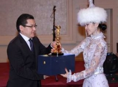 Младший лидер нации – казахстанский киндер-сюрприз. За что Назарбаева ревнуют к Майлыбаеву