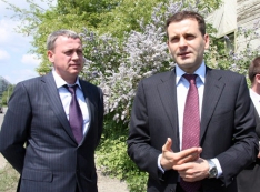 Соучастников и пособников любимчика сенатора Цыбко и губернатора Юревича приговорили за коррупцию с бюджетными средствами